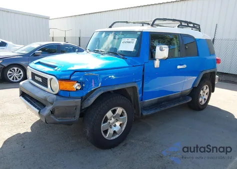 2007 Toyota Fj Cruiser z USA, uszkodzony, nr VIN JTEBU11F170089069